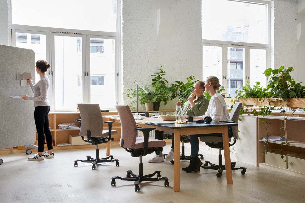 Five office design tips to boost productivity